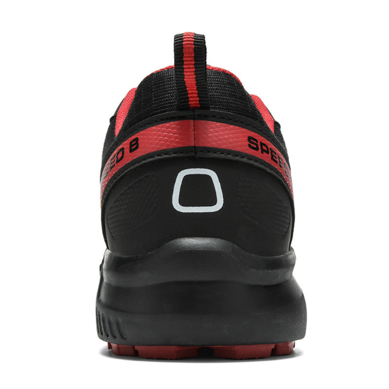 Chaussures Randonnée et Trail Imperméables pour Homme noir sur fond blanc