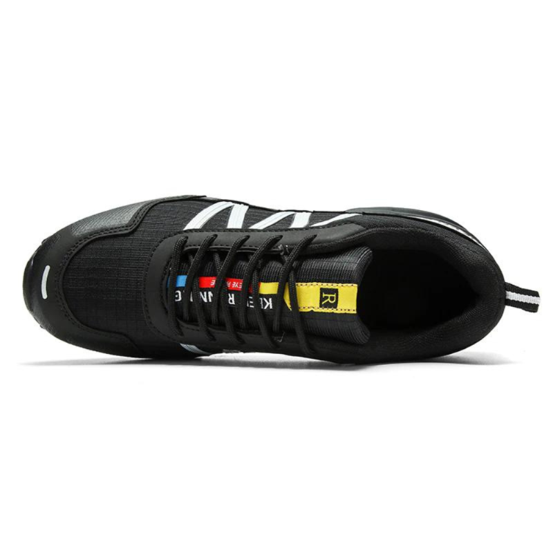 Chaussures Randonnée et Trail Imperméables pour Hommenoir sur fond blanc