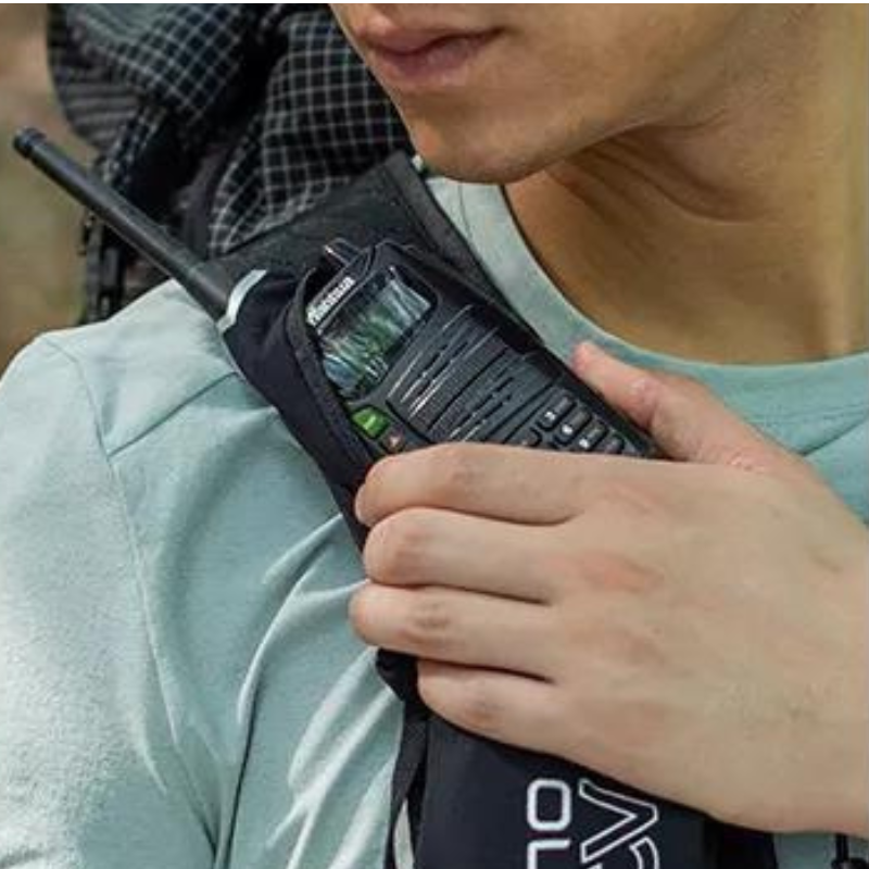sac à dos randonnée hommes 30l noir port talkie walkie