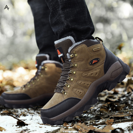 Chaussures de Montagne Hautes en Cuir Suède