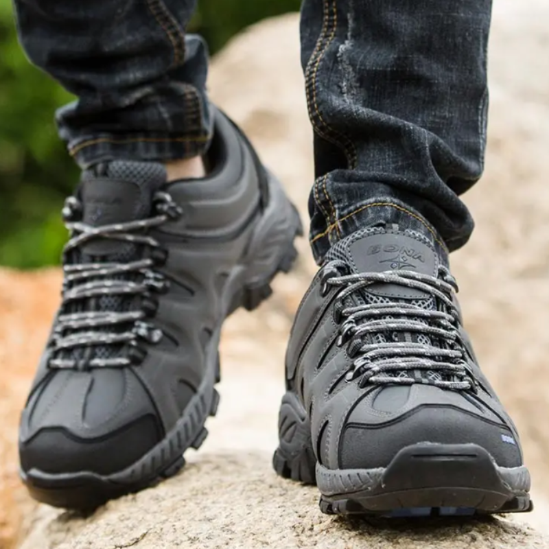 chaussure de randonnée homme gris