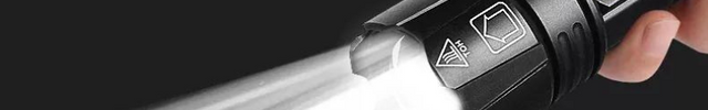 Lampe Torche Puissante de 300 Watts avec 5 modes