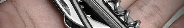 Couteau suisse multifonction gris