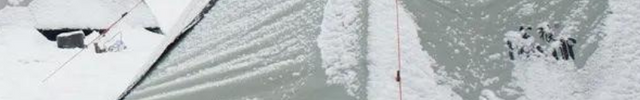 Tente de Camping d'Hiver Double Couche sous la neige