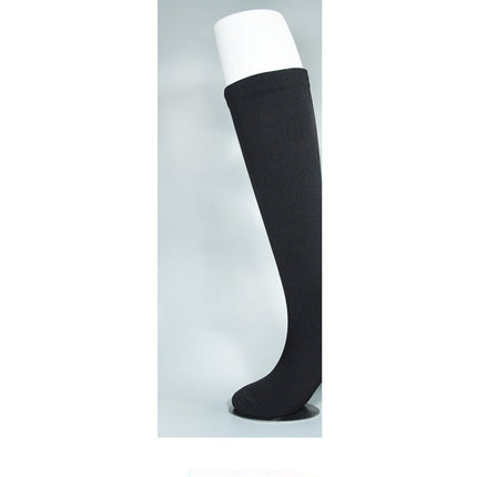 Chaussette de compression noire présentée sur une forme