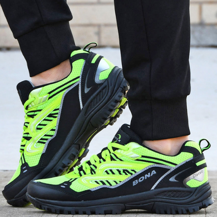 chaussure trail fluo porté