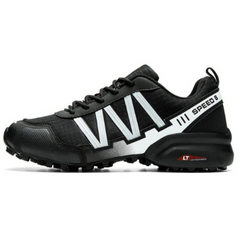 Chaussures Randonnée et Trail Imperméables pour Hommenoir sur fond blanc