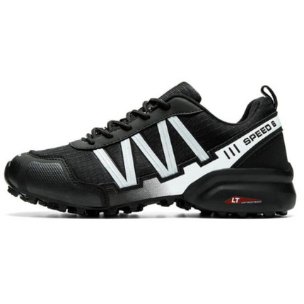 Chaussures Randonnée et Trail Imperméables pour Hommenoir sur fond blanc