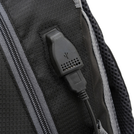 sac à dos randonnée connecté 40l adaptateur usb